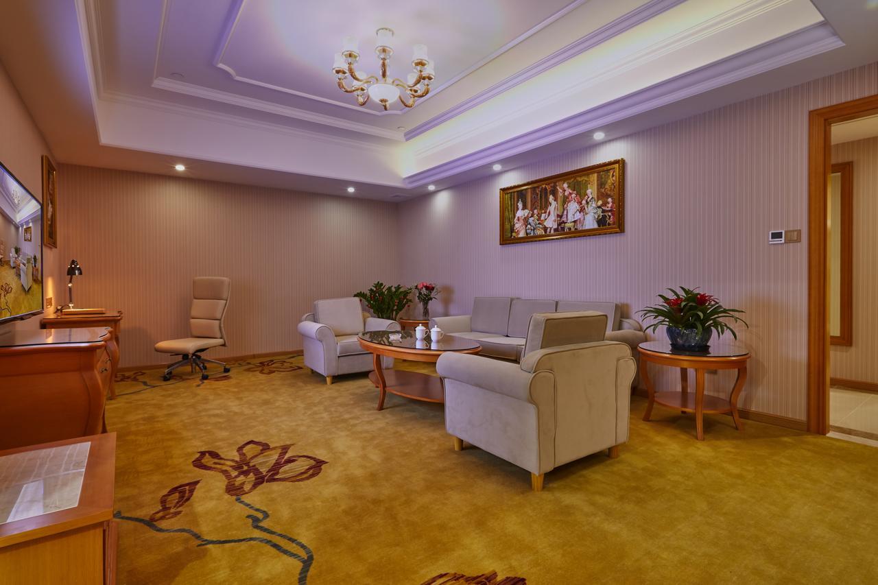 Venus International Hotel Shanghai South Shenjiang Road 외부 사진