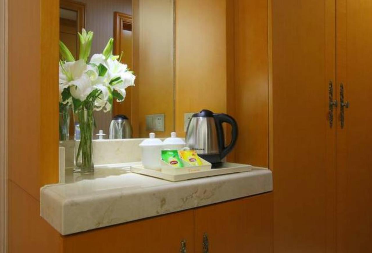Venus International Hotel Shanghai South Shenjiang Road 외부 사진
